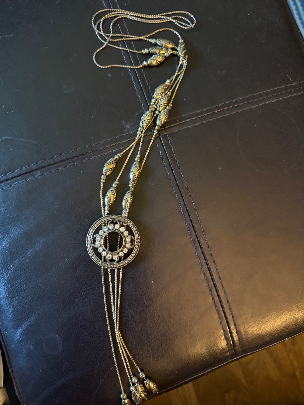 Elegant Gold-Tone Statement Lariat Necklace with Crystal Accents